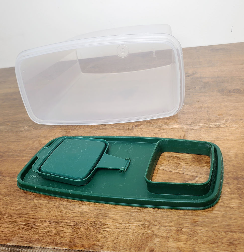 Thumbnail: Tupperware Cereal Keeper 20 Cup Storage Container Green Lid Pet Food Canister