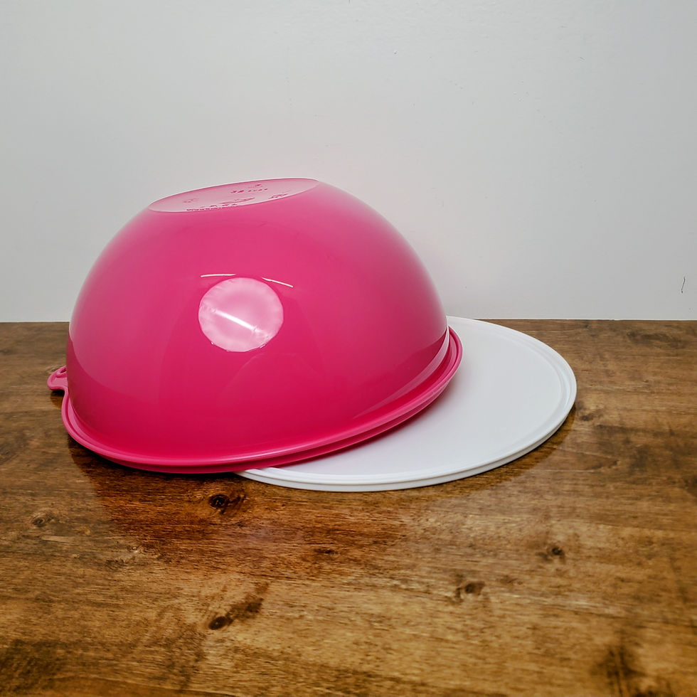 Thumbnail: New Tupperware Thatsa Bowl Fix-N-Mix 32 Cup #2539 Rose Pink w/ White Lid