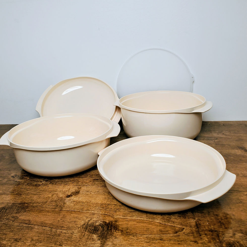 Tupperware Microwave Stack Cooker 3Qt 1.75Qt 1Qt Bowls w/ 2 Lids Beige