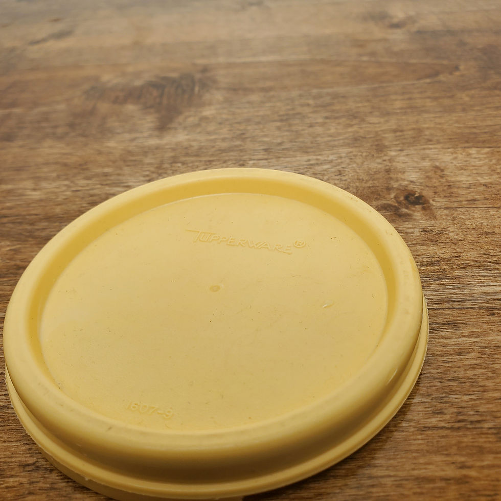 Thumbnail: Tupperware Modular Mates Lid #1607 Yellow Replacement Round Seal Only Preowned