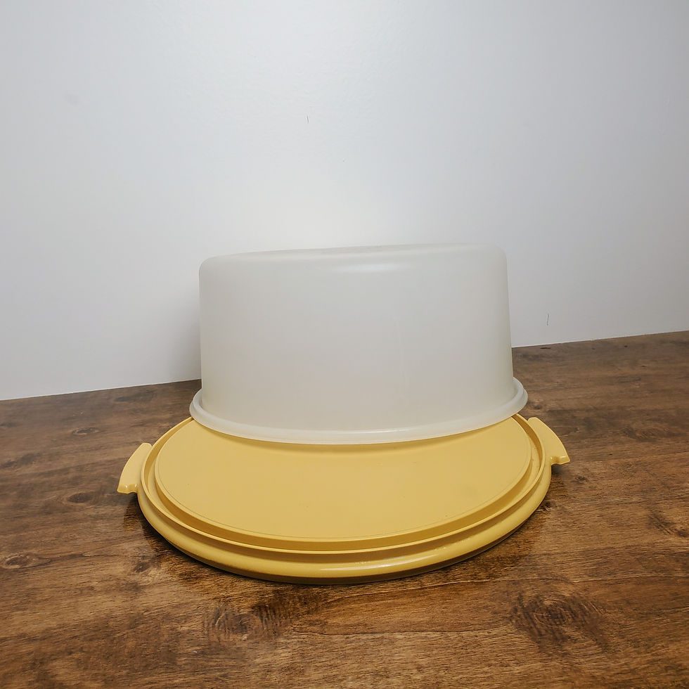 Vintage Tupperware Round Cake Taker Pie Cupcake Carrier Gold Base 1257 1256