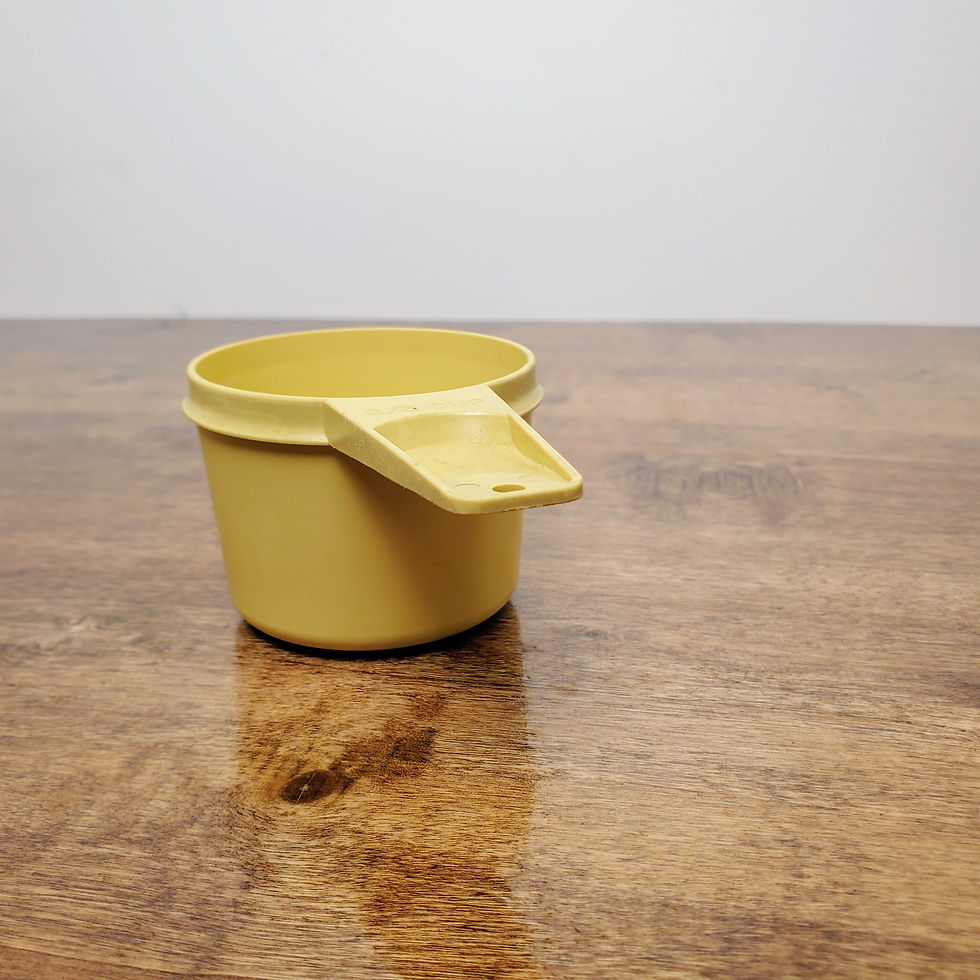 Thumbnail: Vintage Tupperware 2/3 Cup Measuring Cup Yellow #763 Retro Kitchen Cute