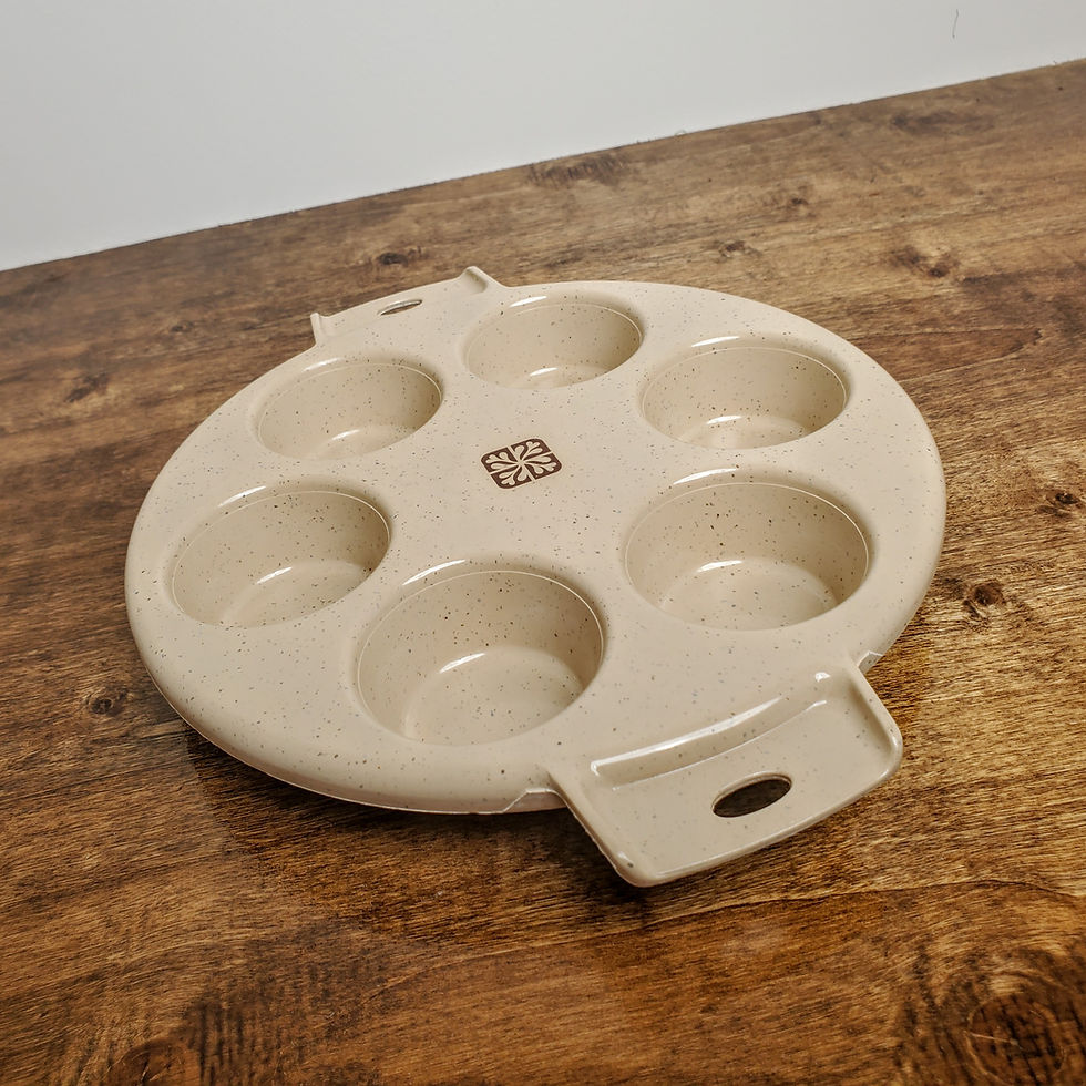 Thumbnail: VINTAGE LittonWare Round Microwavable 6 Cupcake Pan Eggs Quiche Frittata 39284