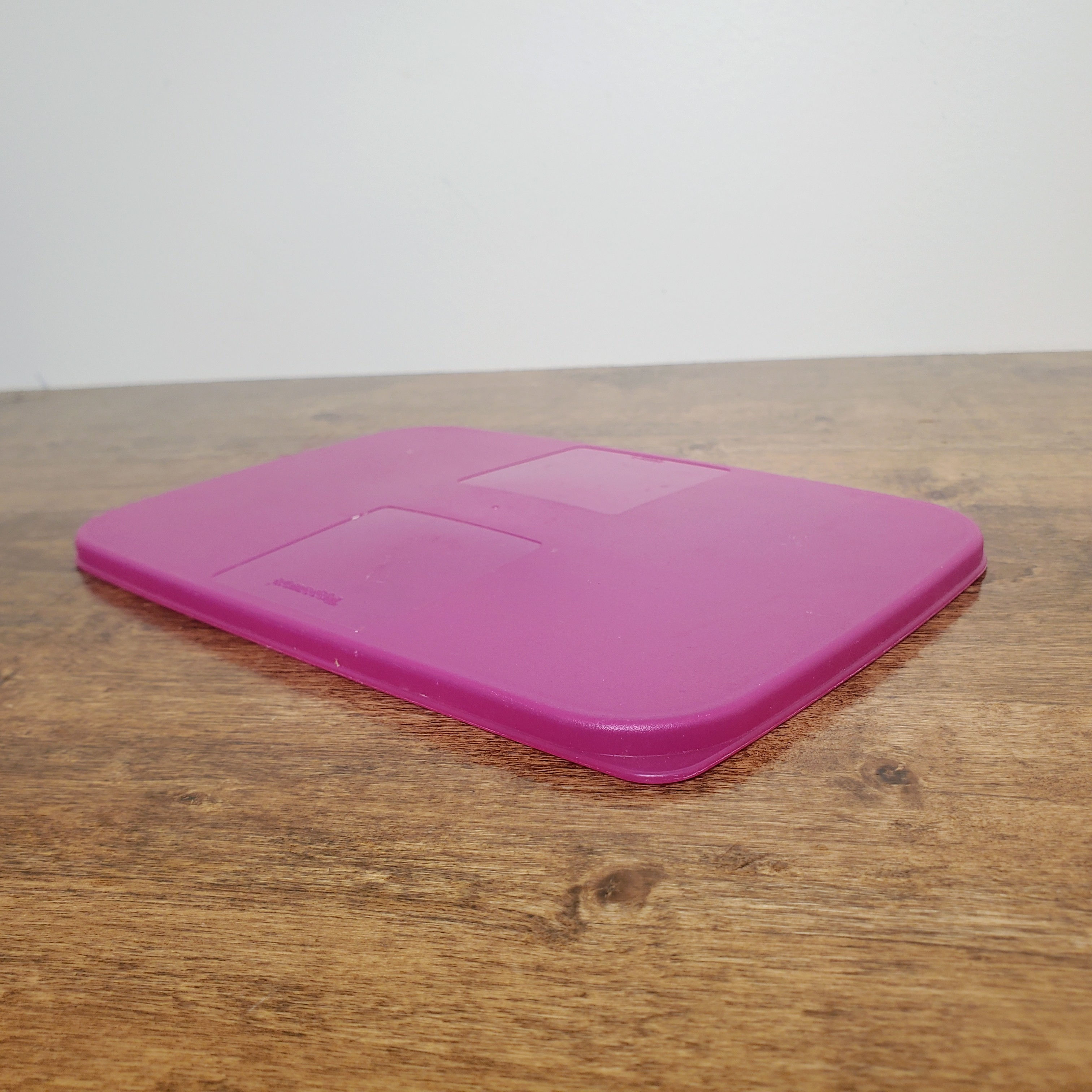 Tupperware Freezer Mates Magenta Seal Lid 2092A 2092 Replacement