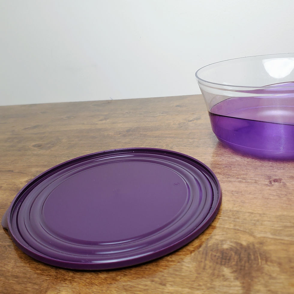 Thumbnail: Tupperware Sheerly Elegant 2.3L Medium Serving Bowl Clear Purple w/ Lid #4819