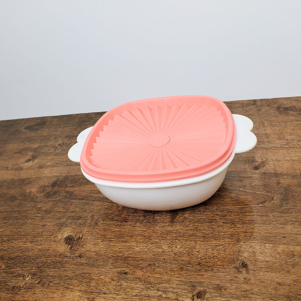 Thumbnail: Retro Tupperware 2511 Square Bowl White with Orange Lid 6.5 Cup