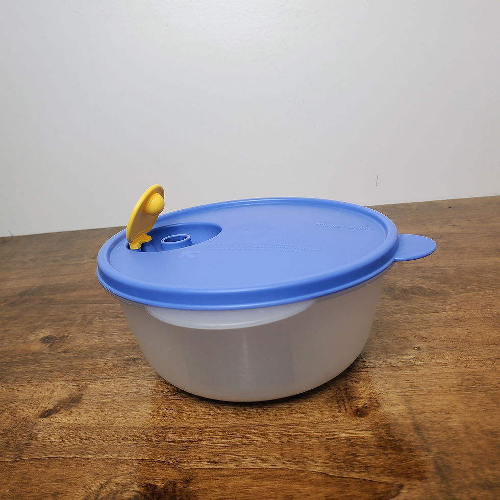 Thumbnail: Tupperware Crystalwave #2641 6.25 Cup Microwave Bowl w/ Blue Vented Lid