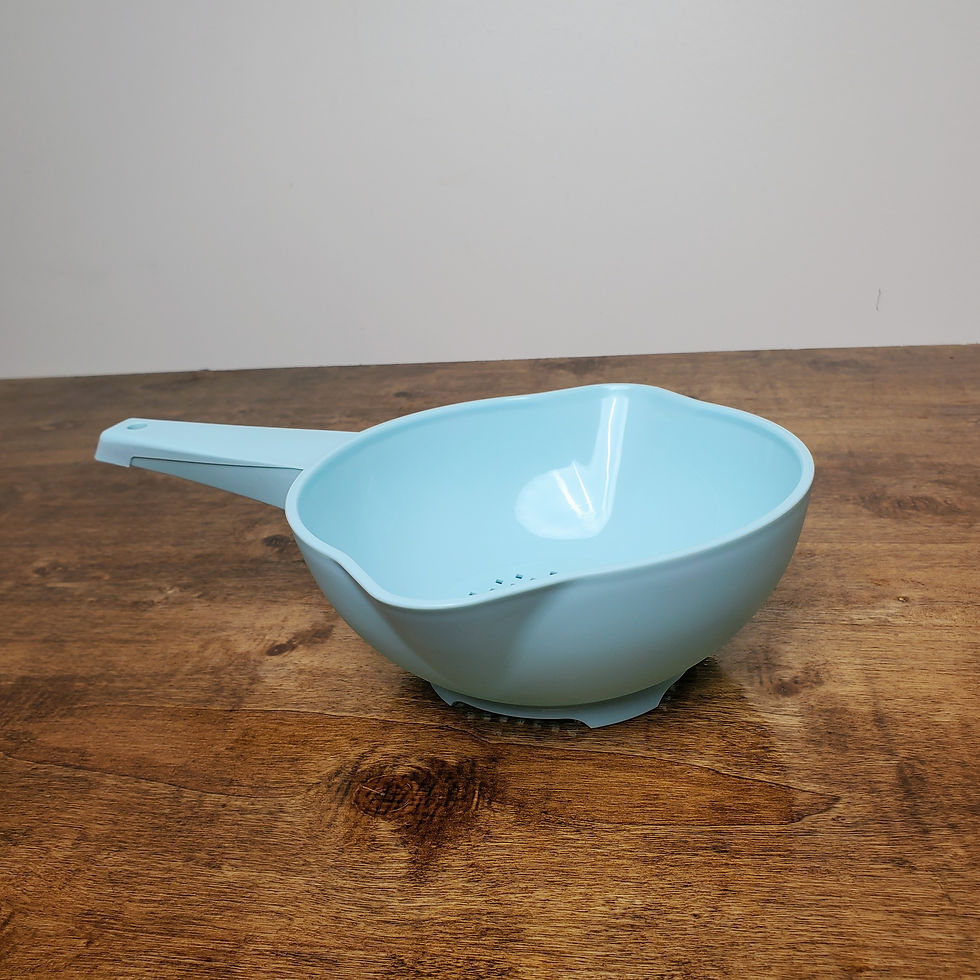 Thumbnail: Tupperware Small Strainer Colander #1200 Teal 1 Qt w/ Handle