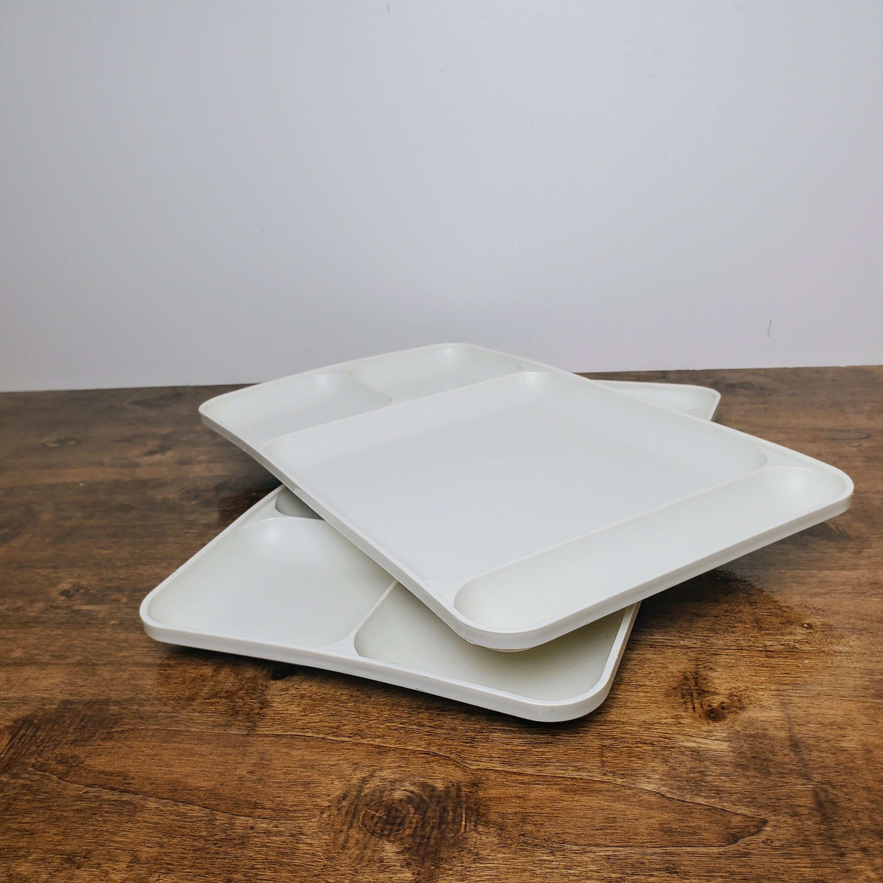Vintage Tupperware 1535 Divided Plastic Tray Camp Cafeteria RV -Lot of 2