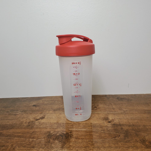 Tupperware Quick Shake #7320 23 oz Blender Sheer Container Red Lid