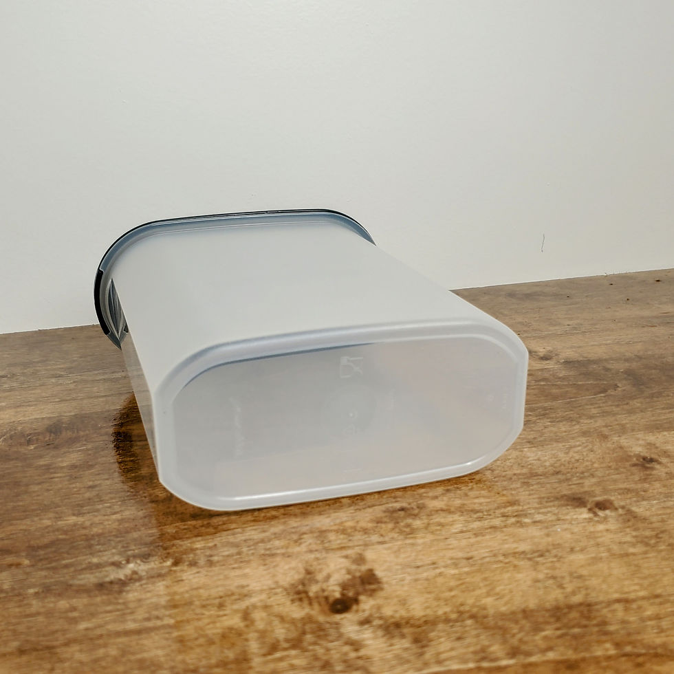 Thumbnail: Tupperware Modular Mates Oval Container New #1614 9.75 Cup Black Seal