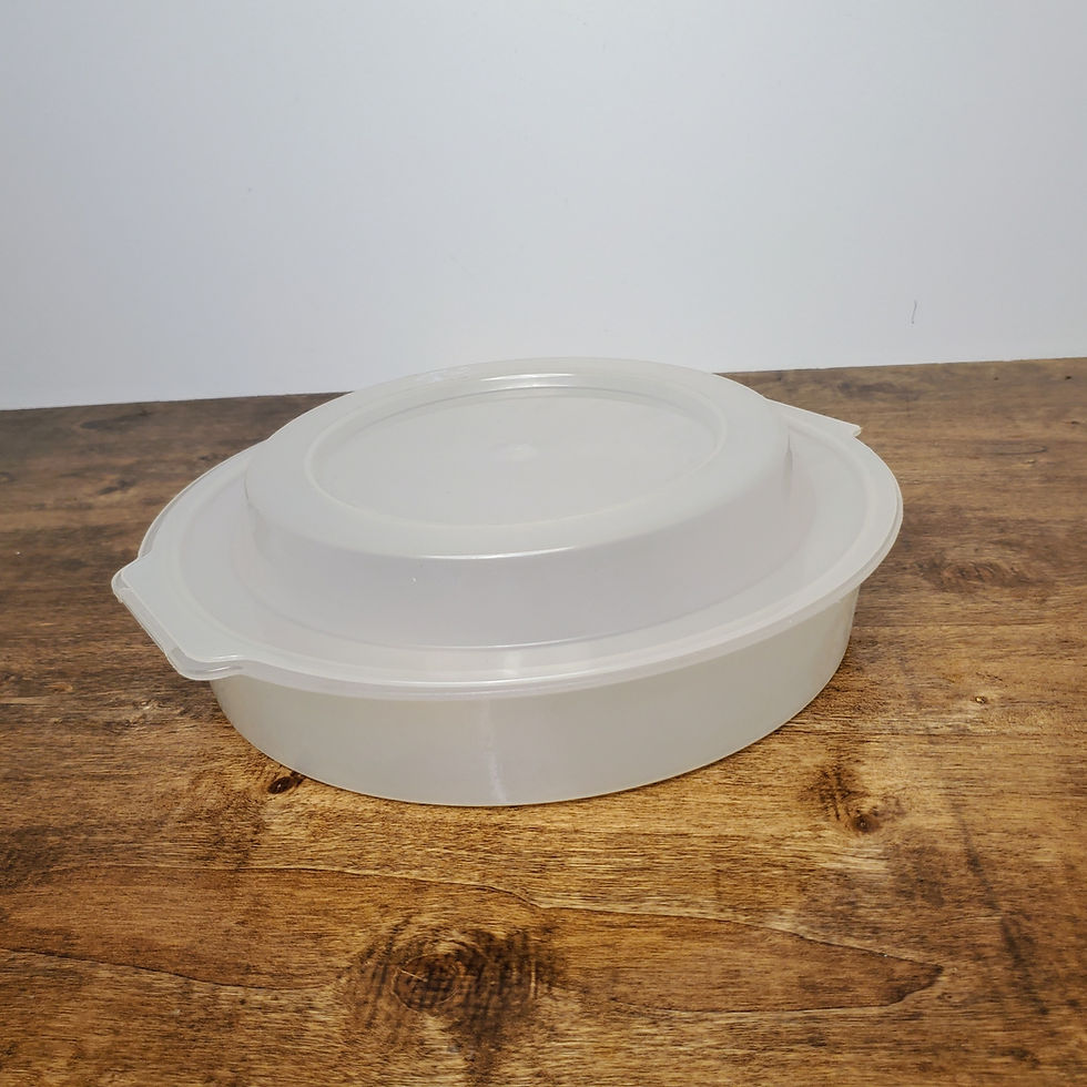 Thumbnail: Vintage Pyrex PIE KEEPER CARRIER Plastic Clam Shell Style Holds 9 Pie Plate P309