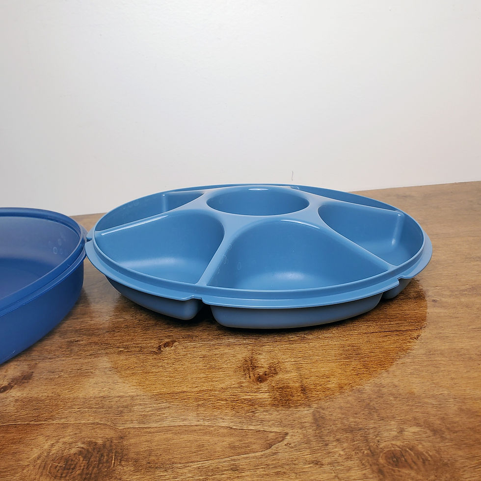 Thumbnail: Vintage Tupperware 1665 Serving Center Divided Veggie Relish Tray Blue Lid