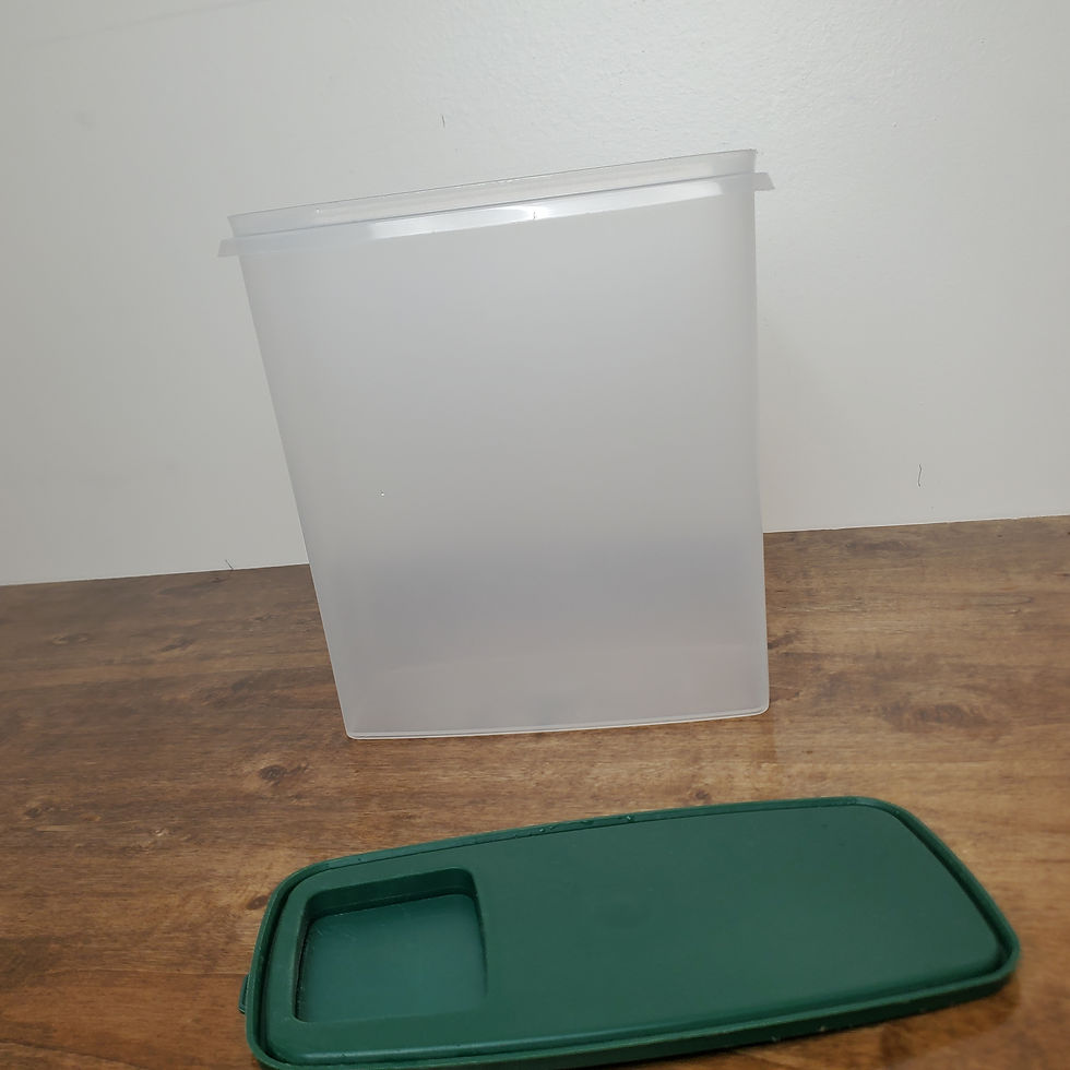 Thumbnail: Tupperware Cereal Keeper 20 Cup Storage Container Green Lid Pet Food Canister