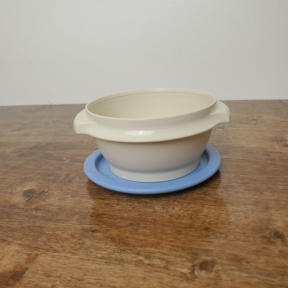 Thumbnail: Vintage Tupperware Servalier 10 oz Bowl #1323 Beige Blue Lid