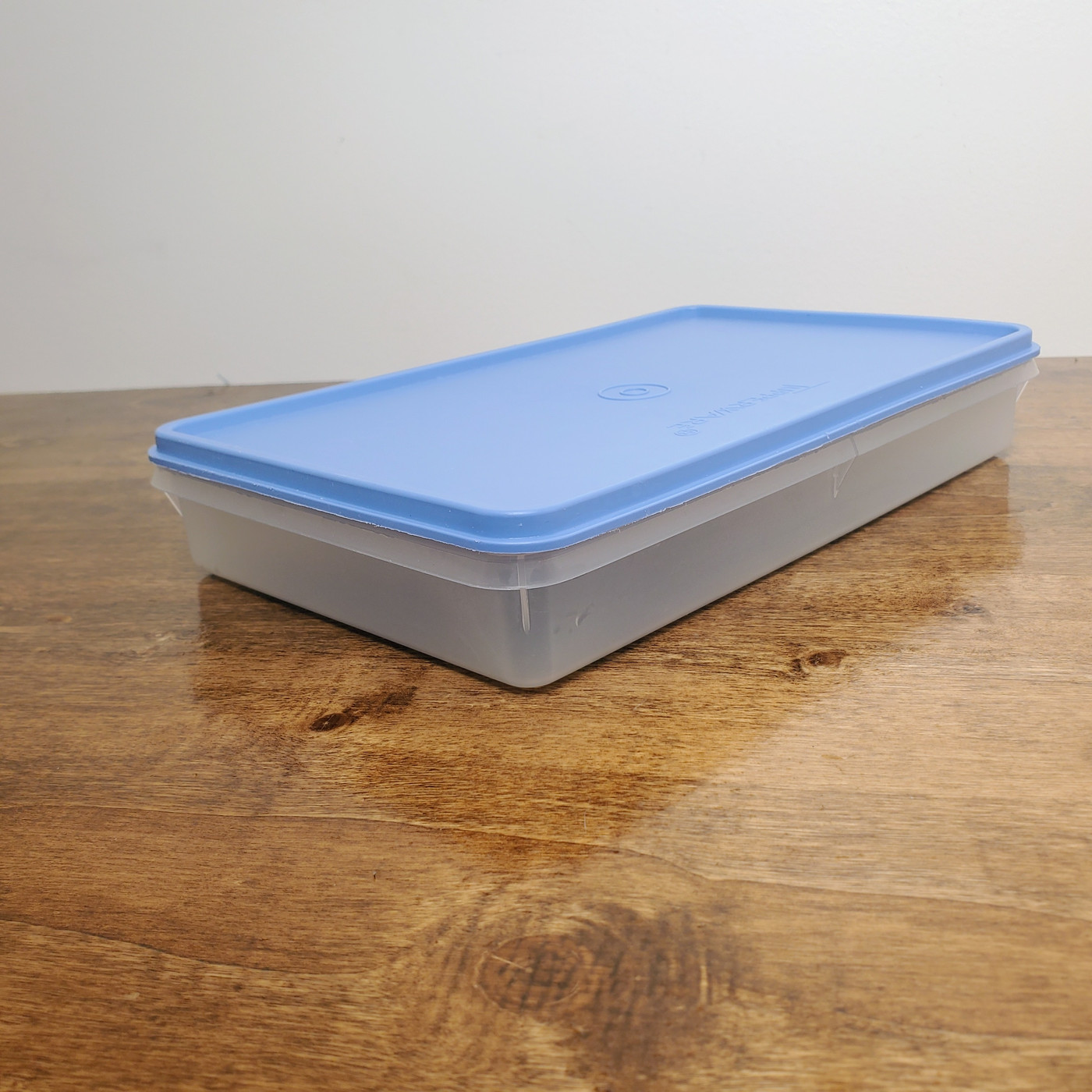 Vintage Tupperware Bacon Deli Keeper with Blue Lid