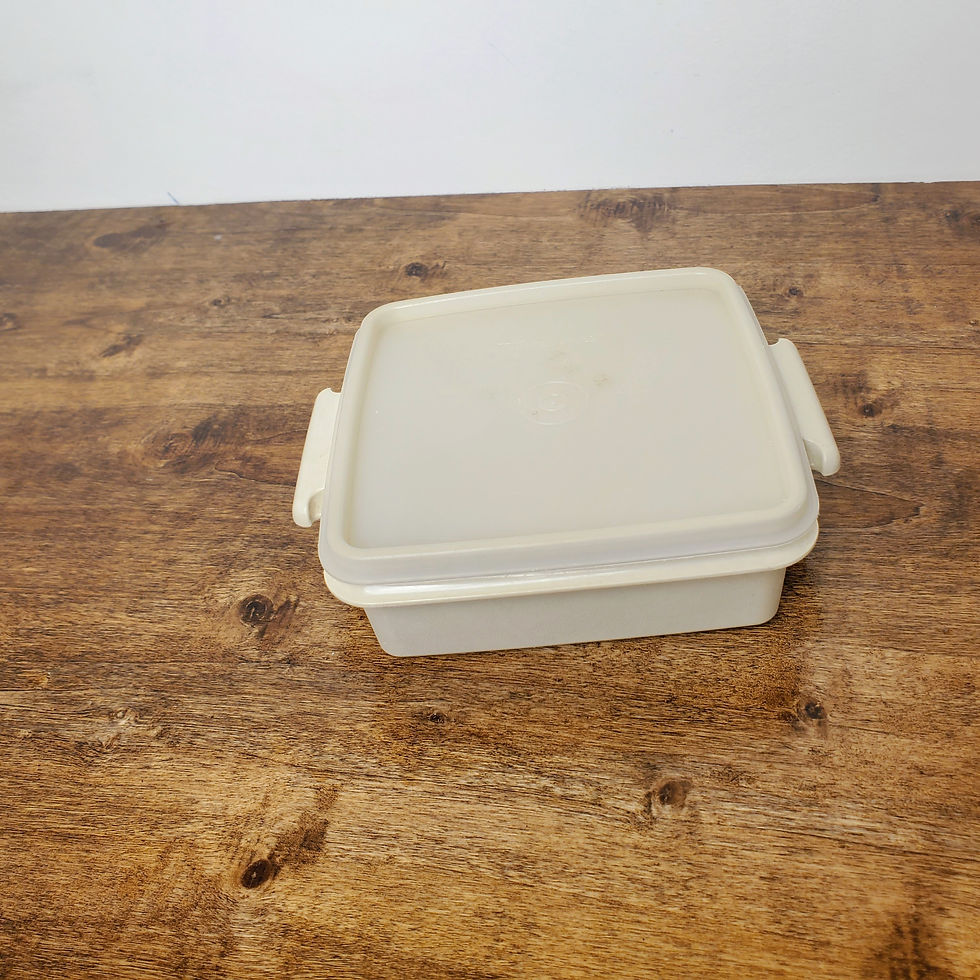 Thumbnail: Vintage Tupperware Sandwich Keeper 1362 w/ Lid 1363 Tan Almond Retro AS IS