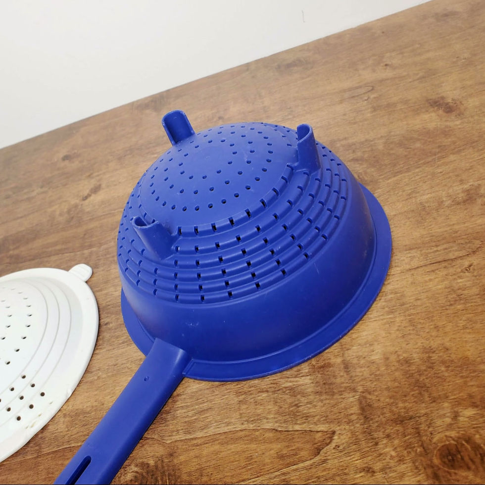 Thumbnail: Vintage Tupperware #2149 Double Colander Strainer 2 Qt Blue White 2 Pc