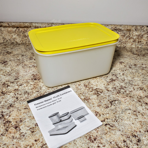 Tupperware Freezer Mates Plus Medium Deep Snowflake