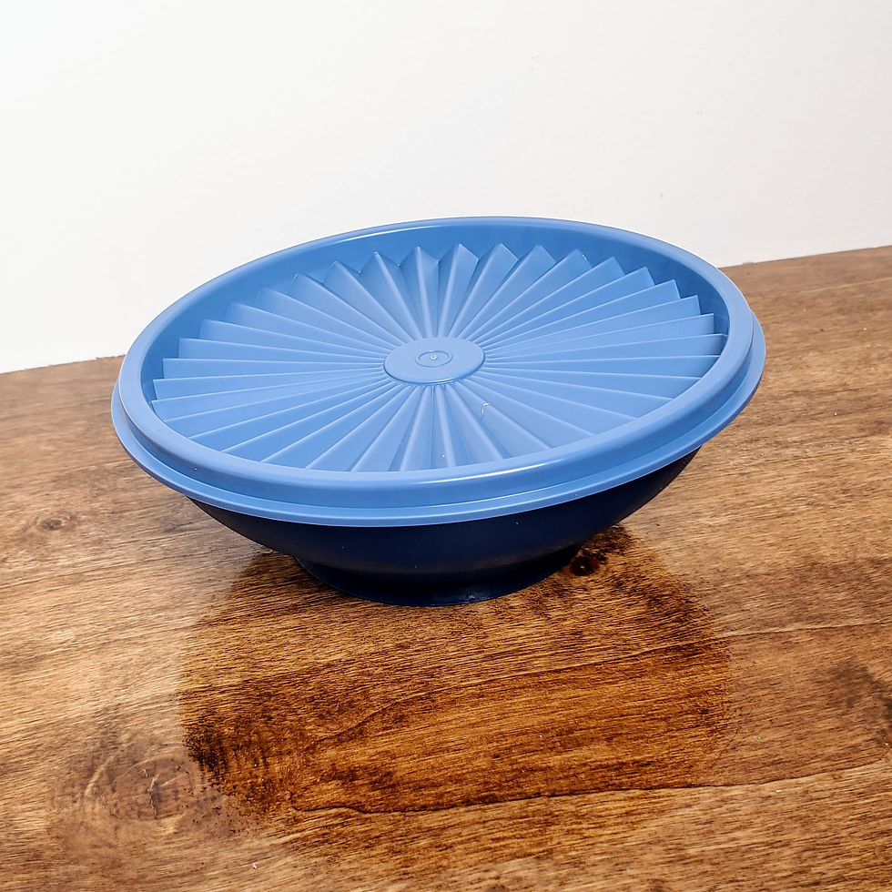 Thumbnail: Tupperware Royal Blue Classic Servalier Salad Cereal 16 Oz Bowls #890 with lids NEW