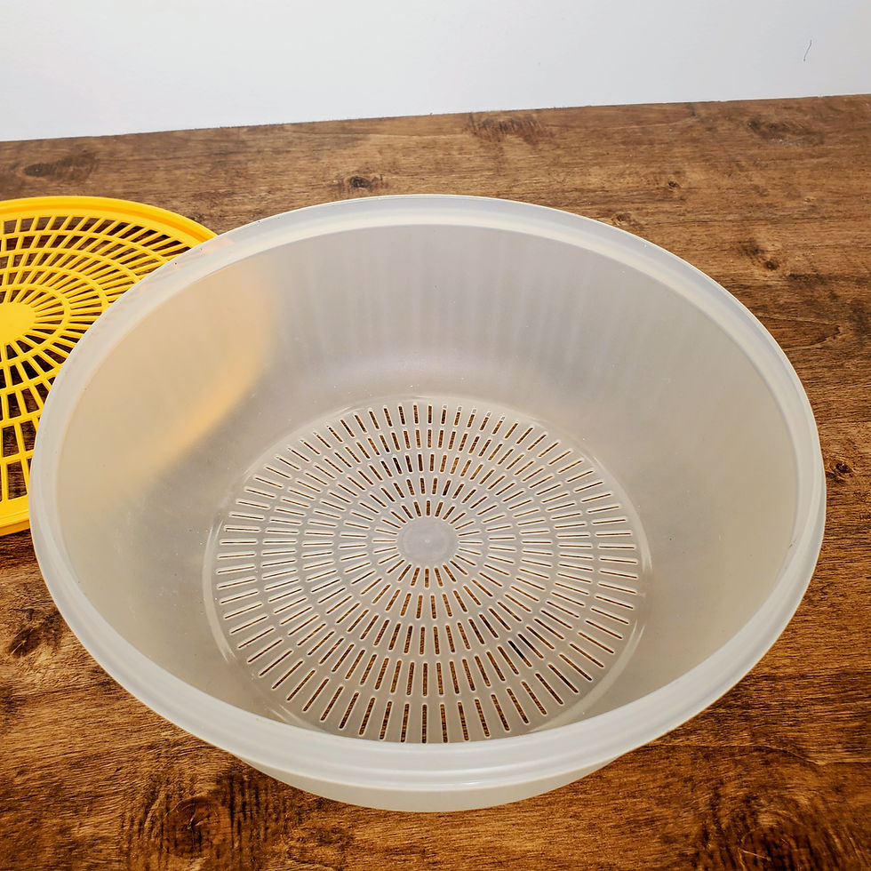 Thumbnail: Tupperware Colander Strainer Bowl 1835 With Flow Through Seal 3 Quart Yellow