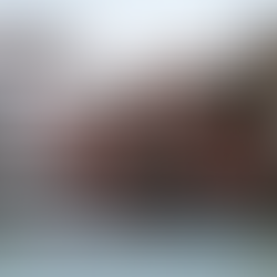 Uitzicht op het Canal Grande in Venetië met gondels, bruggen en kleurrijke gevels – unieke bezienswaardigheid tijdens een rondreis door Italië