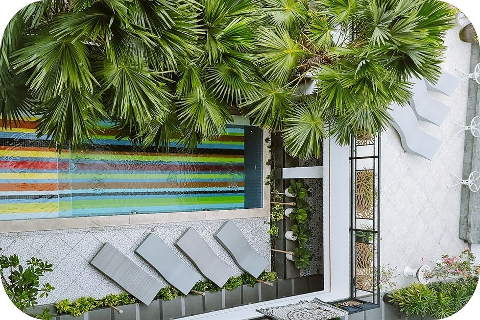 Boetiekhotel Amandaya Canggu – stijlvolle accommodatie in Bali met tropische tuin, zwembad en ontbijt op dakterras