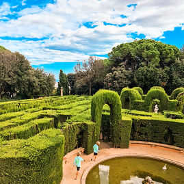 Getting lost in Parc del Laberint d'Horta
