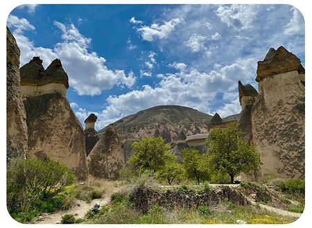 wandelen tussen luchtballonnen in Cappadocië