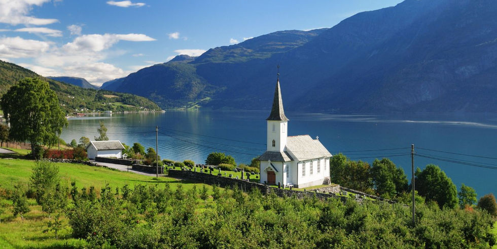 Sognefjord landschap met bergen en water