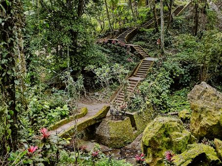 De Mystieke Olifantengrot van Bali: Goa Gajah