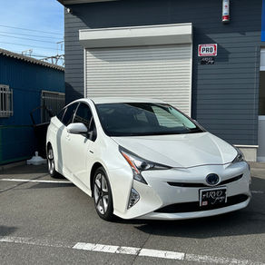 TOYOTA プリウス 徹底車内クリーニング