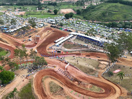 Parceria entre Junior Seco Produções, CBM e FCM fortalece o motocross catarinense na abertura do MX1 GP Brasil, em Canelinha