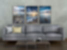 Trio de quadros com fotografia fine art para decoração acima de sofá cinza.