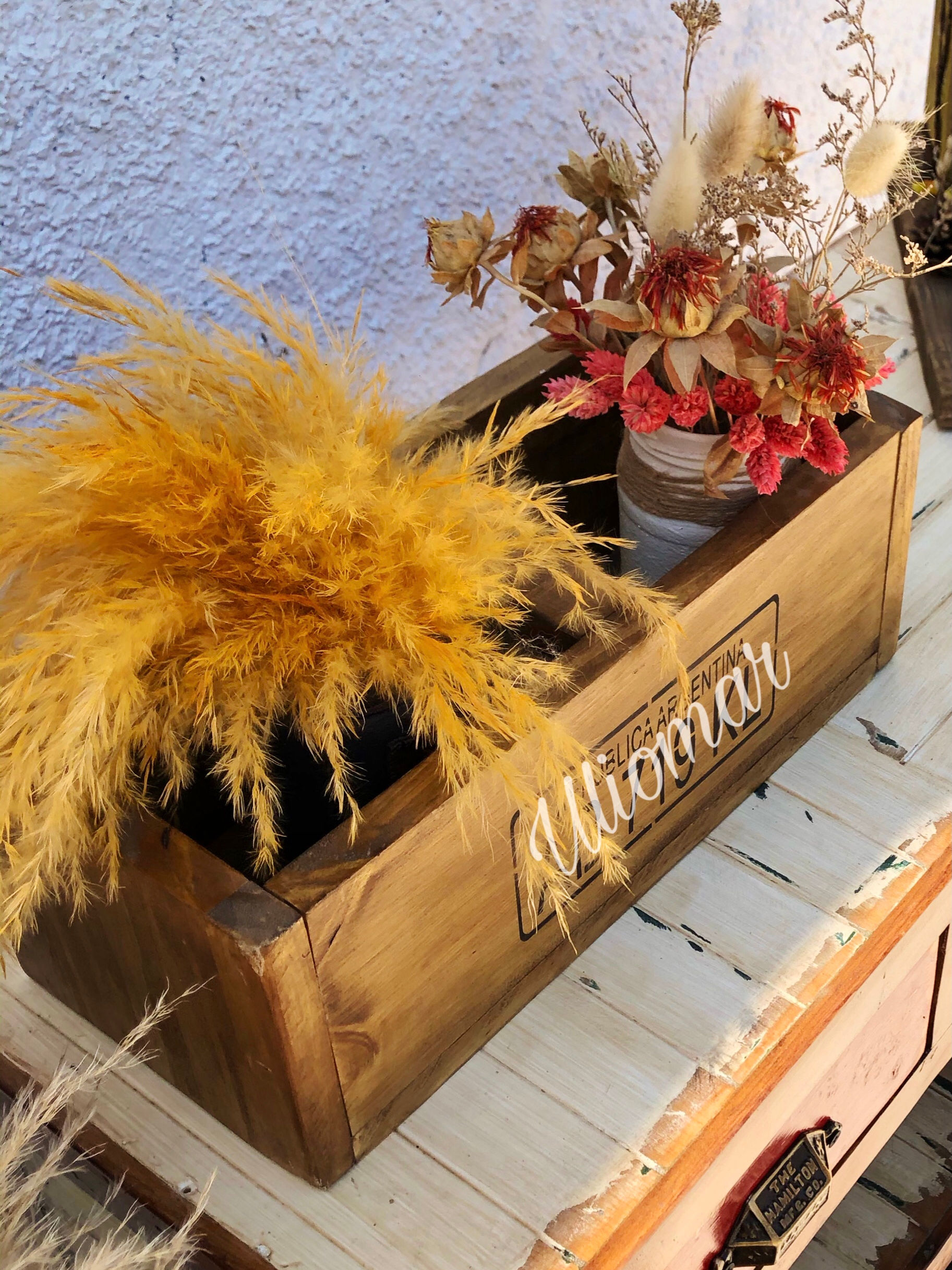 Caja Organizadora de Madera Protegida con Hidrolaca