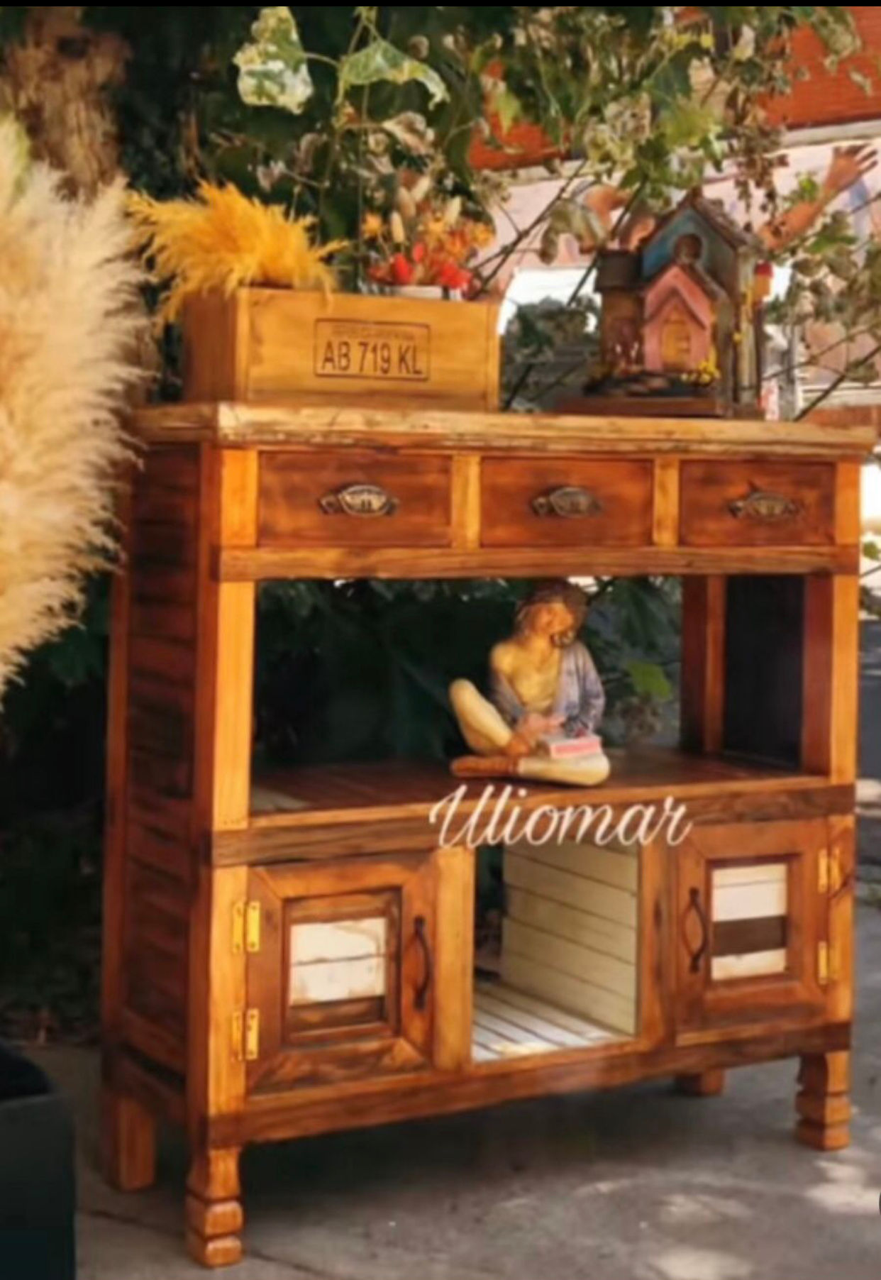 Mesa Auxiliar "Reina"