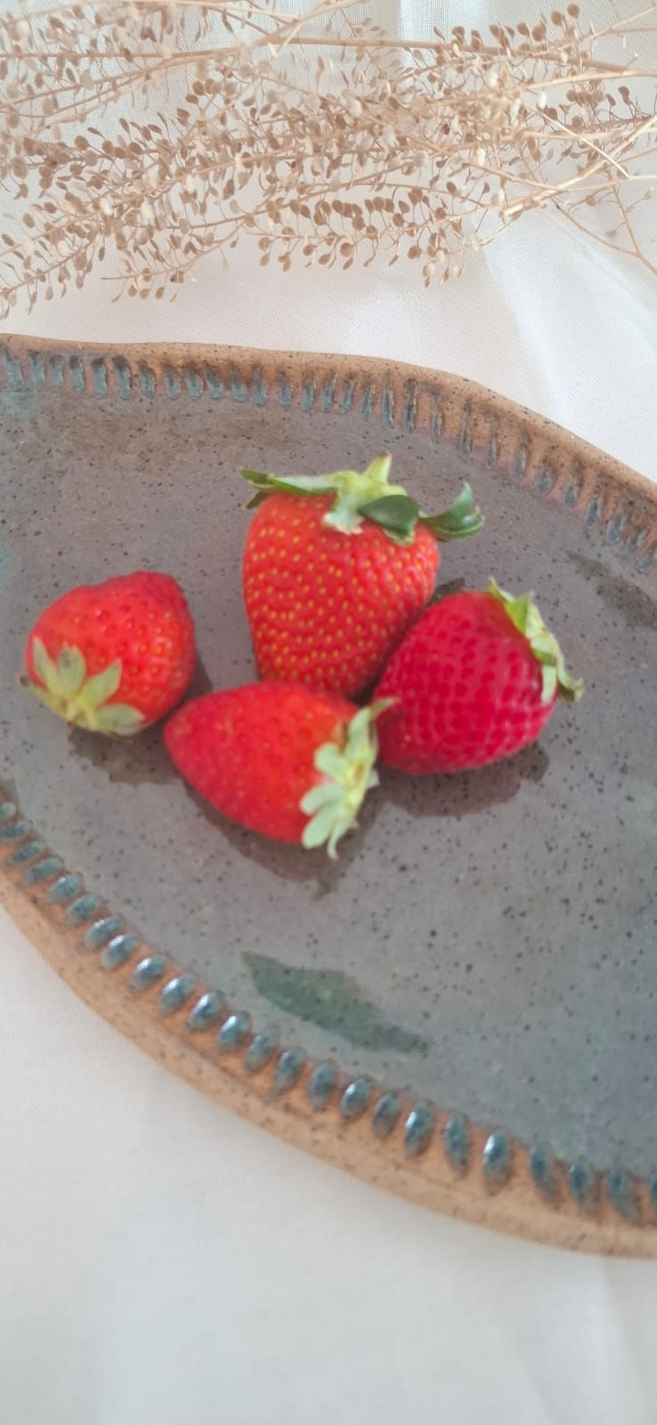 Miniatura: Duo de Travessas Feitas à Mão em Cerâmica Natural "Atlântico"