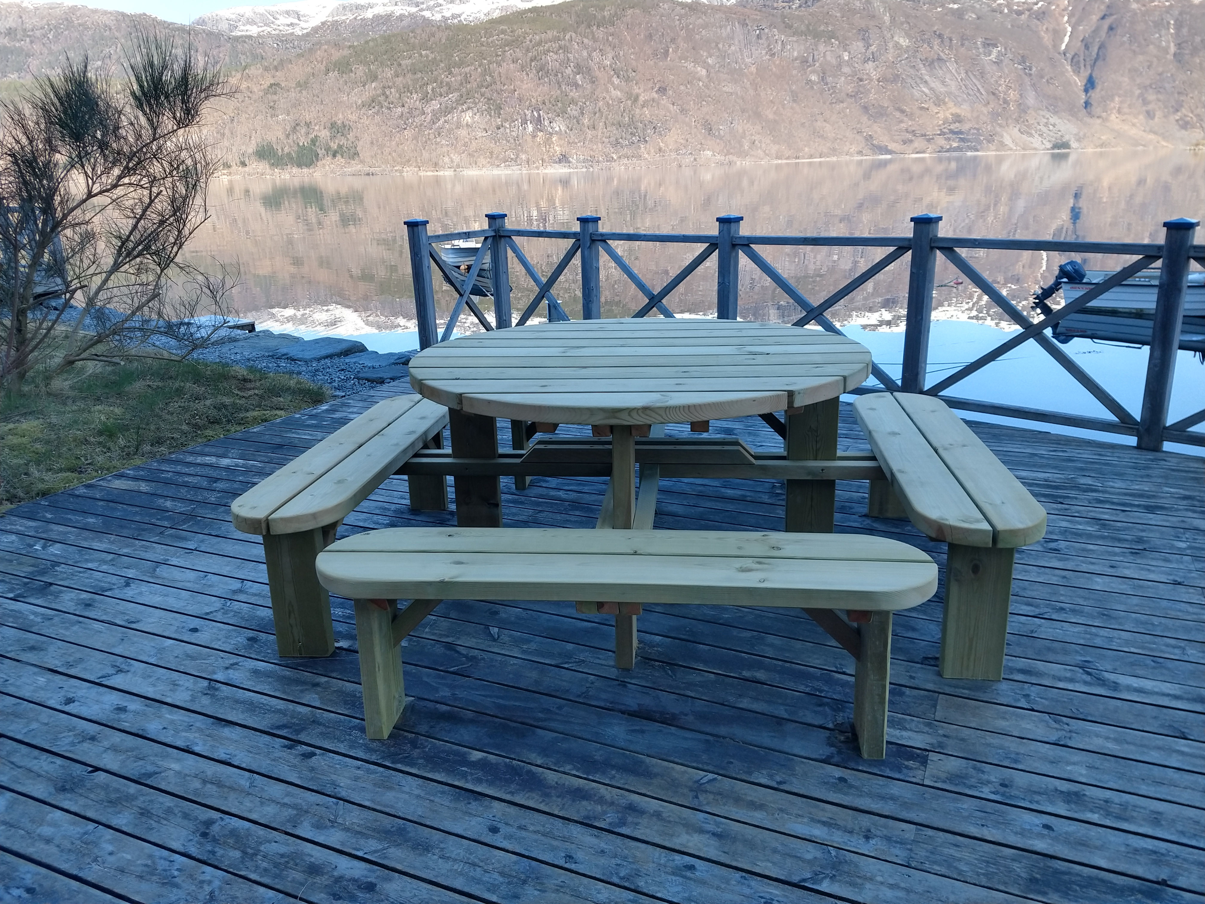 Langvarige Utemøbler i Impregnert Furu 2" TRIUMF