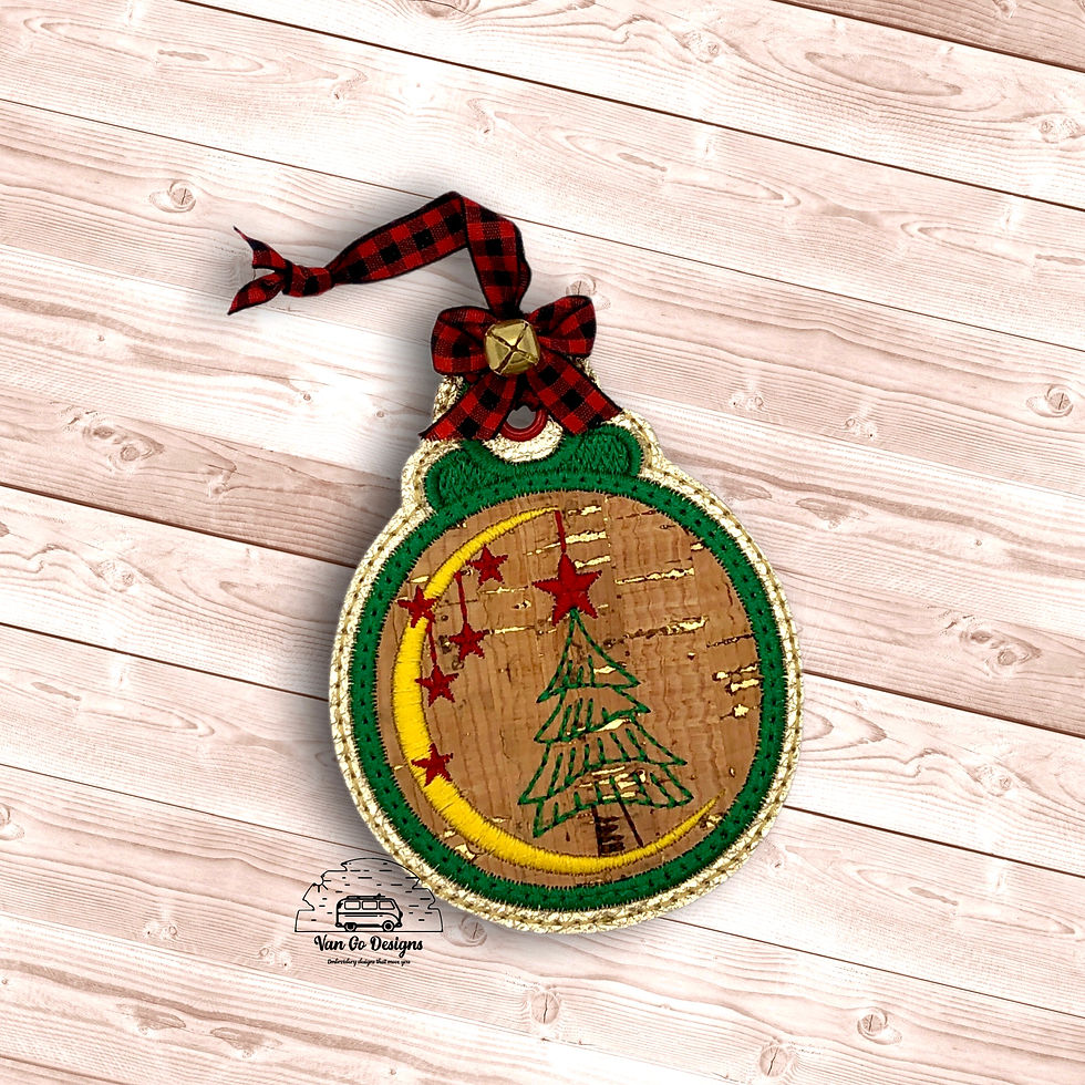 Swinging Star Tree Applique Ornament- DIGITAL DOWNLOAD