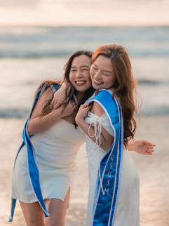 Timeless graduation photos in San Diego