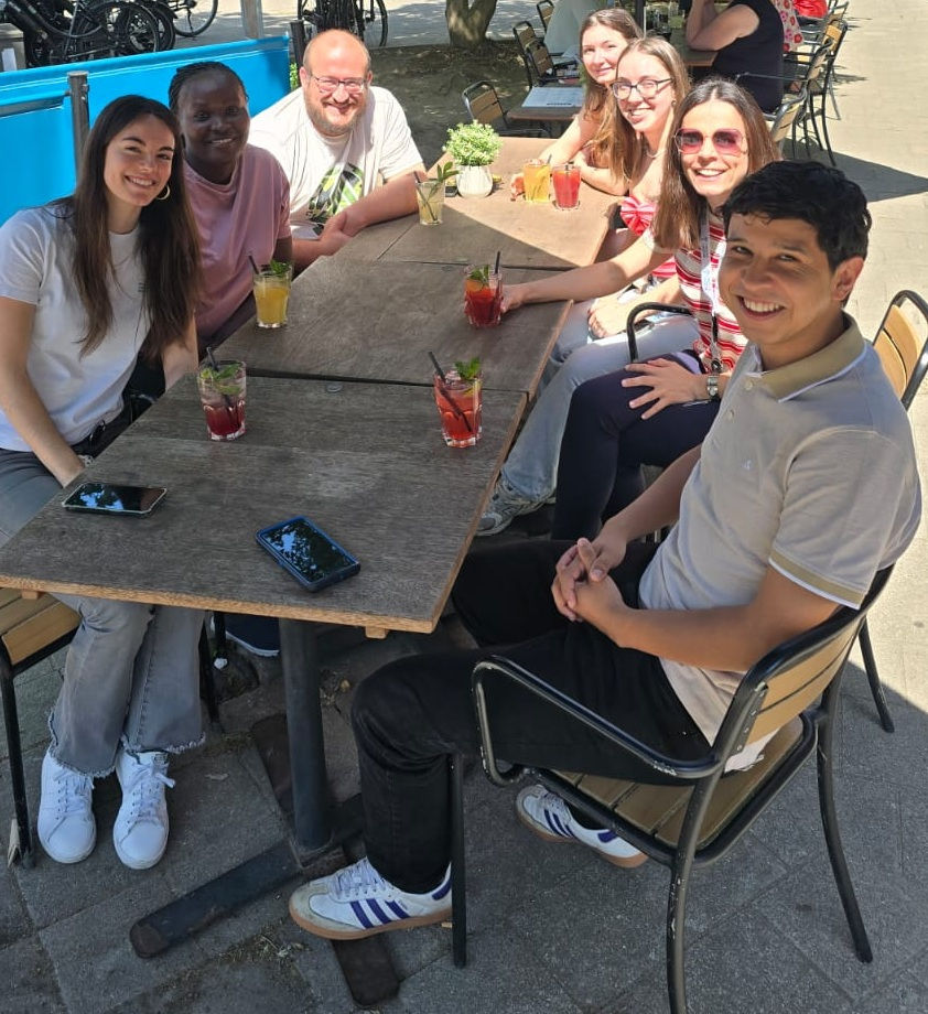 Welcome to the newest Lab members!