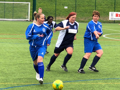 WOMEN'S WALKING FOOTBALL