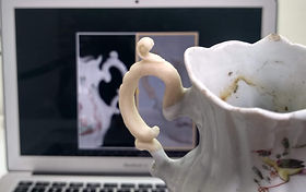 Early 1750s Worcester porcelain creamer jug for conservation and restoration by Tiago Oliveira. Handle reconstruction with references.