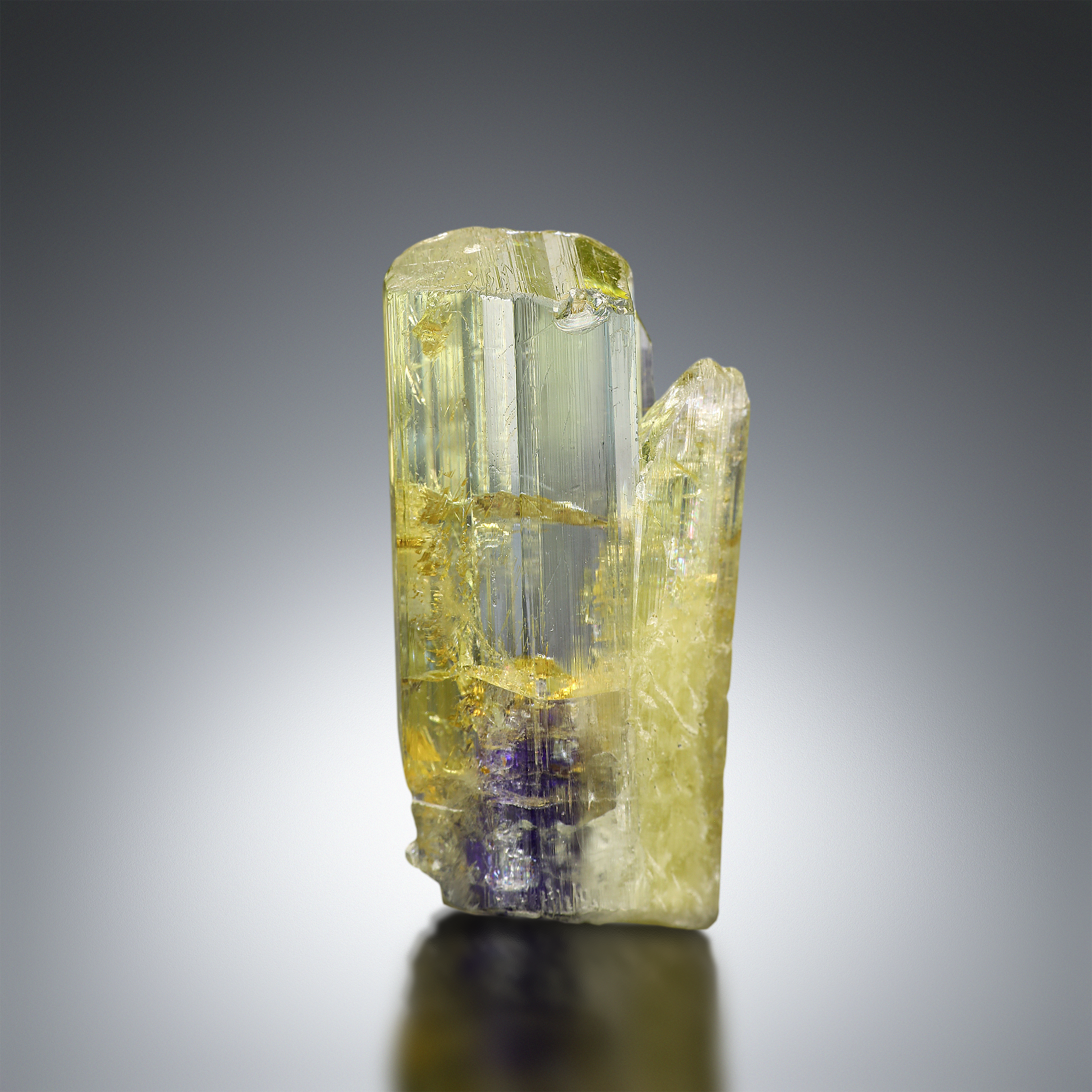 TANZANITE 29.36 CTS.