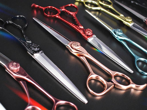 美髮剪刀怎麼選?從鋼材、工藝到零件結構,一篇搞懂專業剪刀的核心關鍵