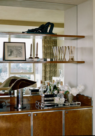 Burl and Chrome Cocktail Bar 