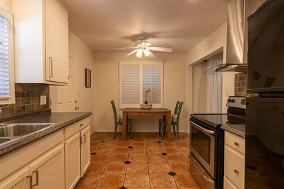 Urban Hideaway Kitchen Dining