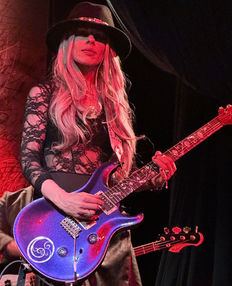 Orianthi (Photo credit: Paul Reitz)