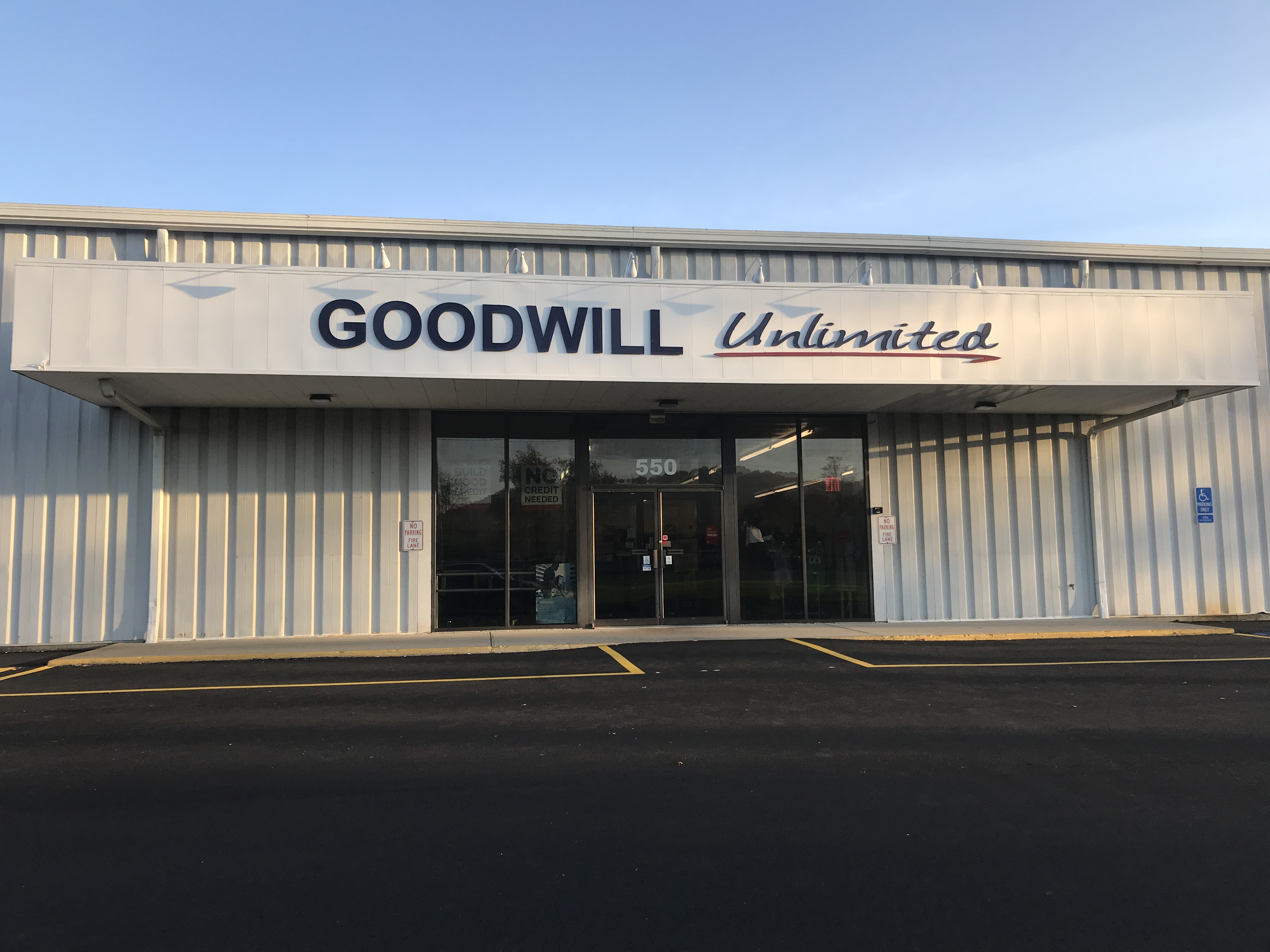 STORES goodwill2go