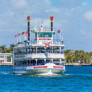 jungle-queen-iv-canal-fort-lauderdale-florida-february-intracoastal-waterway-miles-long-bo